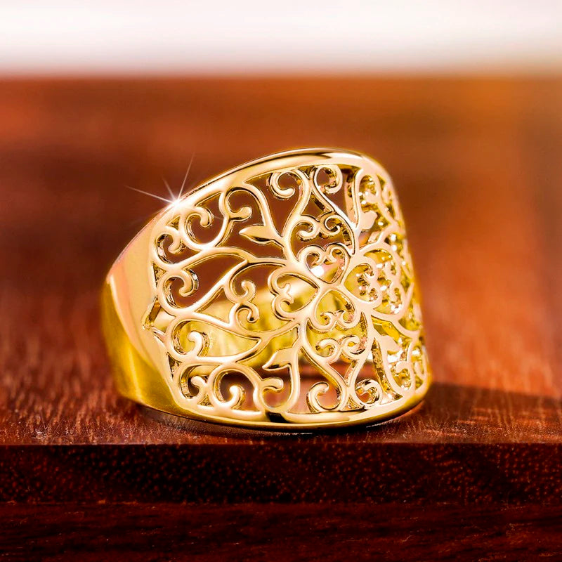 Hollow-Cast Ring
