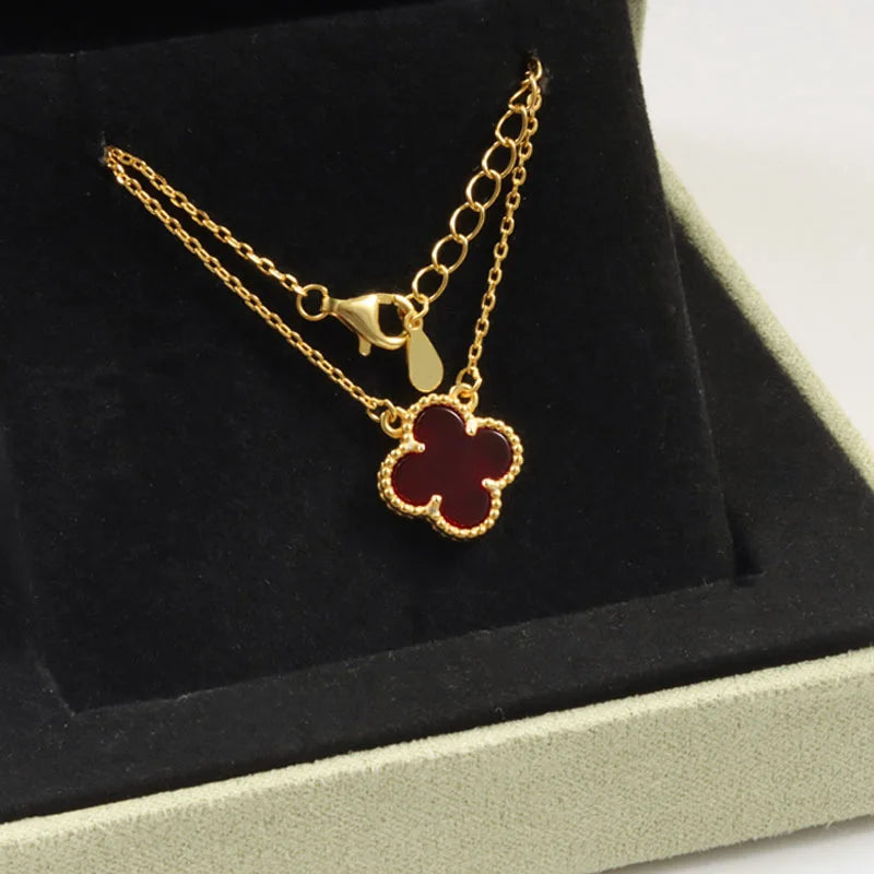 Clover Pendant